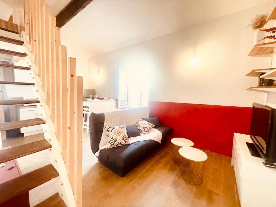 Apartment Evasion Urbaine****